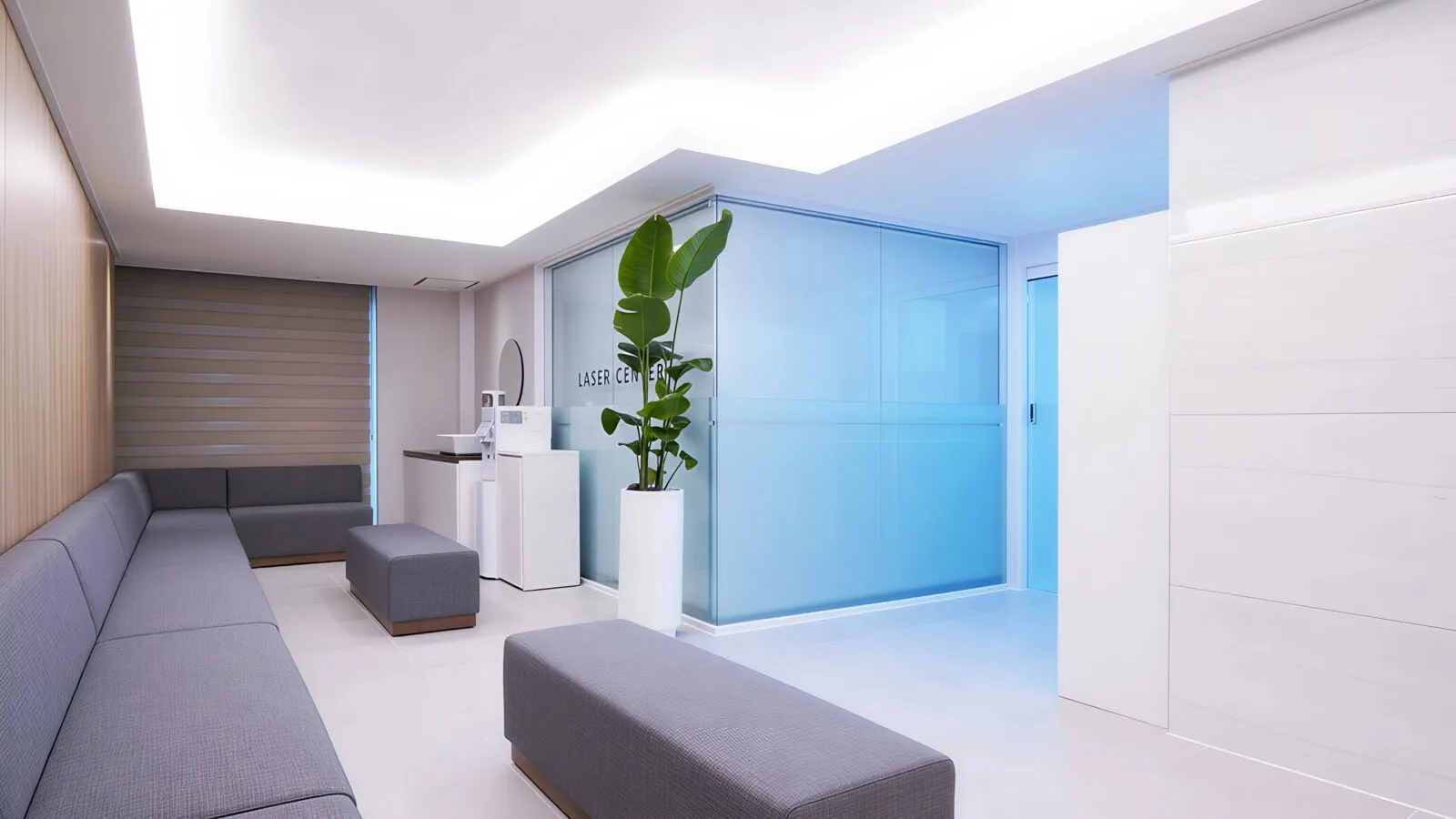 Inside EYEONCE Eye Clinic in Seoul